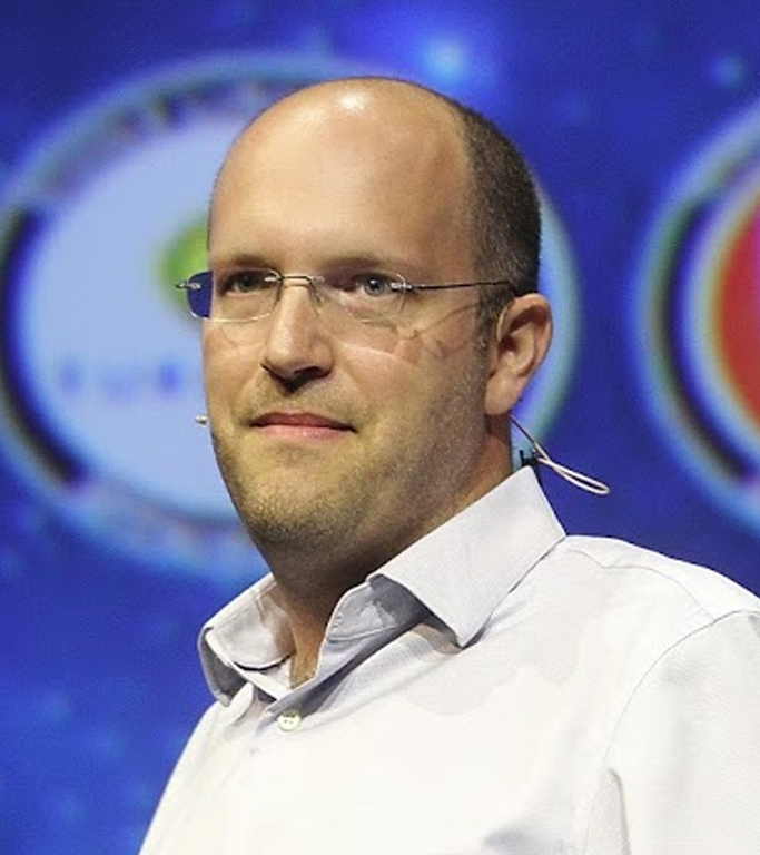 yariv-bash_portrait.jpg